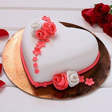 Heart Shape Cake Delivery in India Same Day - Free Shipping