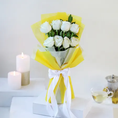 8 White Roses Bouquet
